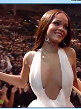 Celebrity Pussy: Rihanna