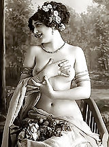 Vintage Pussy: Antique Bitches